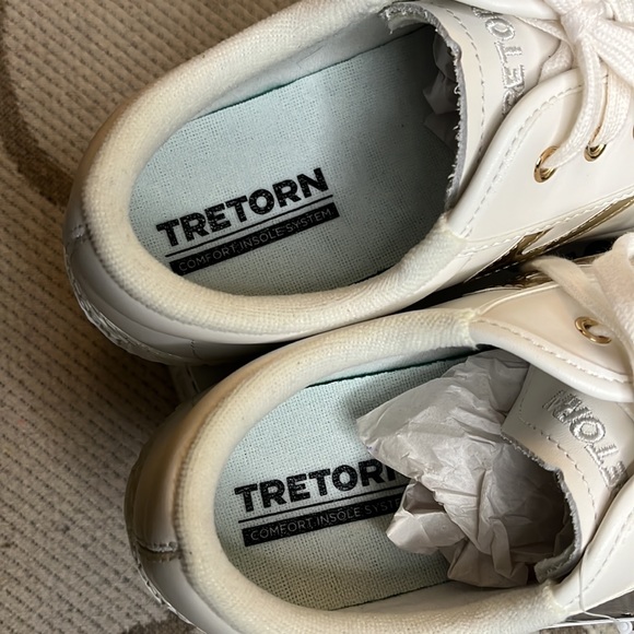 Tretorn Cream Sneakers with Gold Accents - Picture 9 of 14